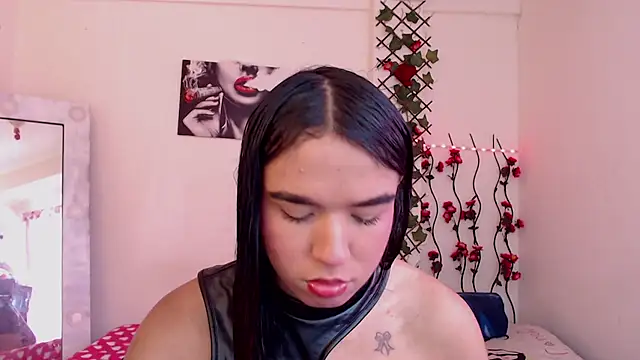 Snapshot of Candyy_doll__ chatting on April 16, 7:14 pm Candyy doll online show from April 16, 7:14 pm