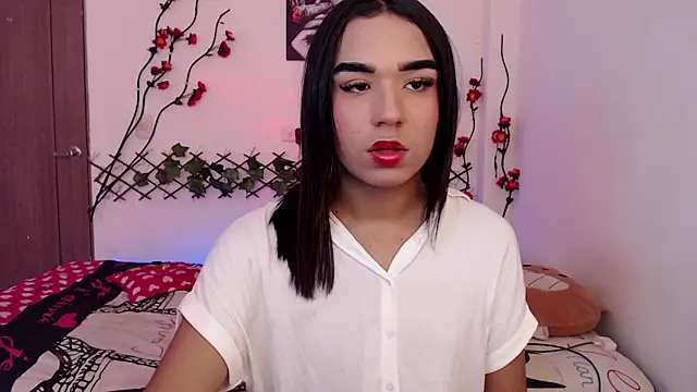 Snapshot of Candyy_doll__ chatting on April 23, 6:54 pm Candyy doll online show from April 23, 6:54 pm