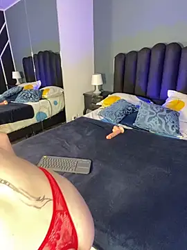 Snapshot of MeganSpencer_ chatting on March 28, 5:40 am MeganSpencer online show from March 28, 5:40 am