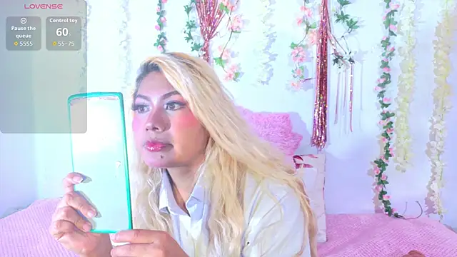 IvonnyBon gh online show from August 8, 10:23 pm