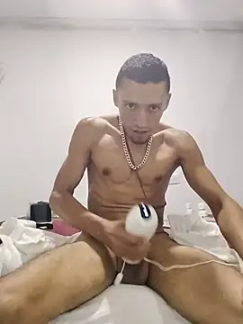 TuCanero23cm online show from July 2, 3:23 am