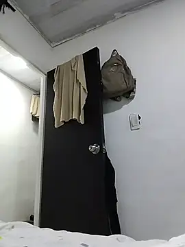 TuCanero23cm online show from July 20, 7:33 am