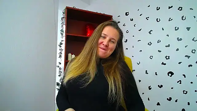 Snapshot of Nionelly chatting on March 21, 10:31 am Nionelly online show from March 21, 10:31 am