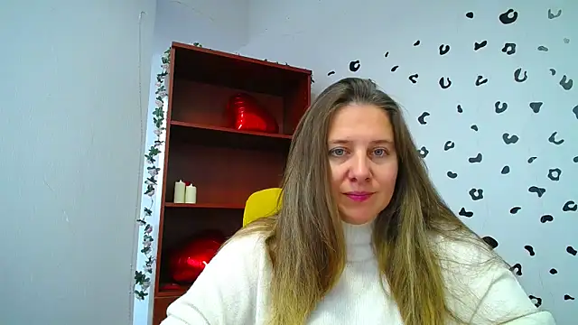 Snapshot of Nionelly chatting on March 22, 8:40 am Nionelly online show from March 22, 8:40 am