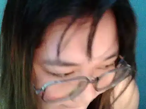 Snapshot of mabyhot16 chatting on April 9, 4:12 pm mabyhot16 online show from April 9, 4:12 pm