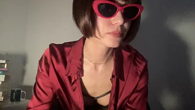 Snapshot of SlowVenomXX chatting on March 19, 3:16 pm SlowVenomXX online show from March 19, 3:16 pm