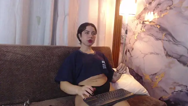 Snapshot of nayades_ricci chatting on March 20, 11:48 am nayades ricci online show from March 20, 11:48 am