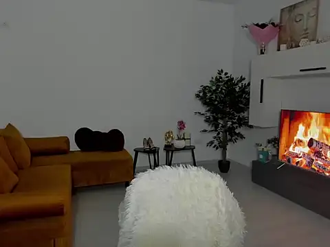 Snapshot of SabrinaDellyn chatting on March 8, 8:12 pm SabrinaDellyn online show from March 8, 8:12 pm