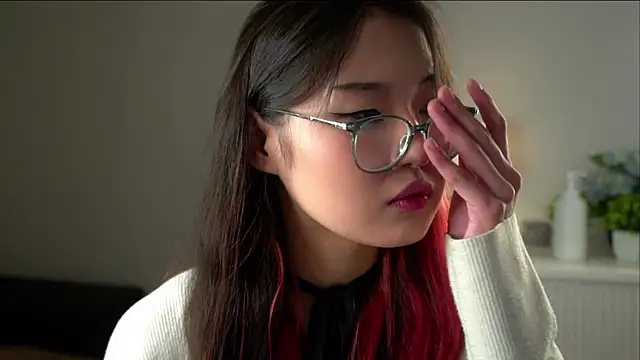 Snapshot of NelleMihalko chatting on March 19, 11:03 am NelleMihalko online show from March 19, 11:03 am