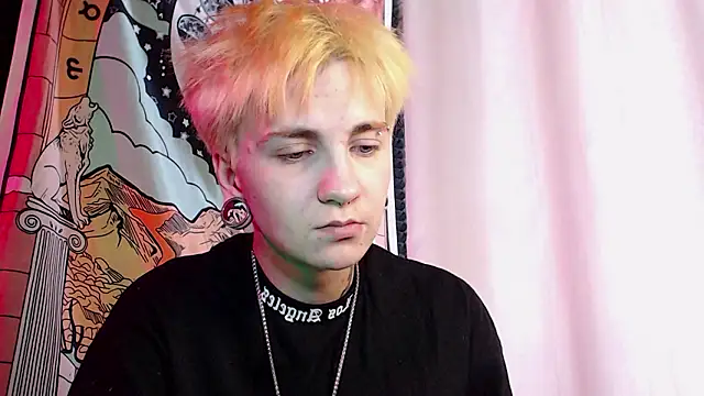 Snapshot of ray-taylorrr chatting on March 23, 1:37 pm ray-taylorrr online show from March 23, 1:37 pm