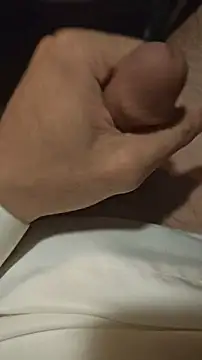 Snapshot of tariq345 chatting on March 31, 5:46 pm tariq345 online show from March 31, 5:46 pm