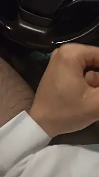 Snapshot of tariq345 chatting on April 1, 10:16 am tariq345 online show from April 1, 10:16 am