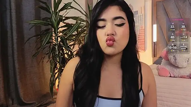 SweetiePie 3 online show from May 19, 12:55 pm
