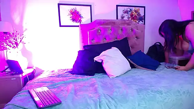 Selenee23 online show from March 11, 11:27 am