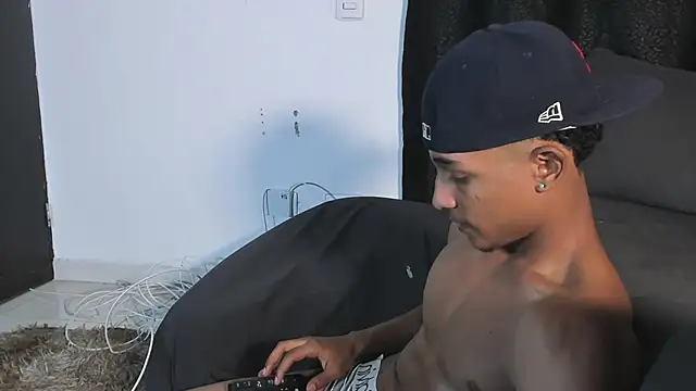 Snapshot of BabyCam23 chatting on March 7, 6:21 am BabyCam23 online show from March 7, 6:21 am