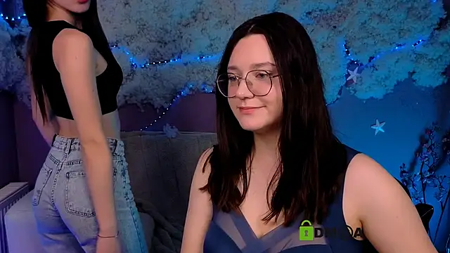 bella dorn online show from May 20, 8:04 pm
