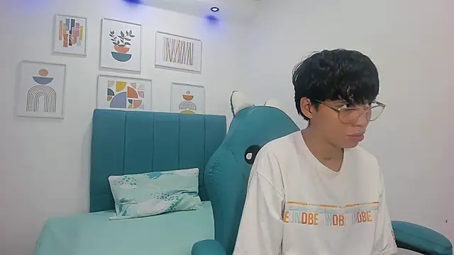 ivyheat3 online show from March 12, 12:00 pm