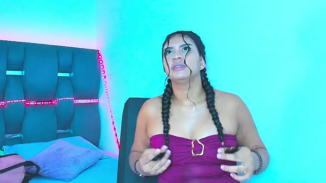 Snapshot of madelinesquirt chatting on July 14, 7:08 pm madelinesquirt online show from July 14, 7:08 pm
