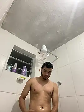 Snapshot of cs-03 chatting on March 28, 9:58 pm cs-03 online show from March 28, 9:58 pm