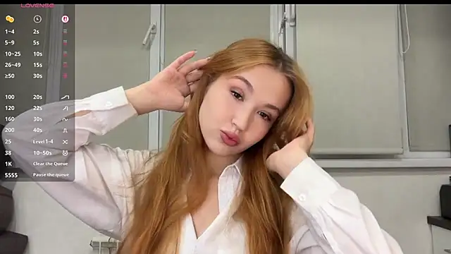 Anne Blossomm online show from July 28, 7:04 pm