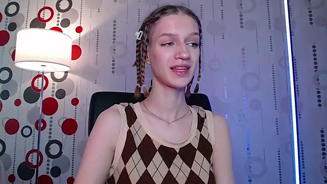 Chrissy Joyful online show from June 7, 4:05 am