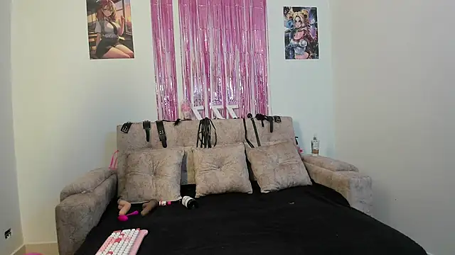 Bonnie Ramirez online show from April 2, 3:37 am