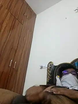 Snapshot of Goravdesiland chatting on March 12, 1:01 am Goravdesiland online show from March 12, 1:01 am