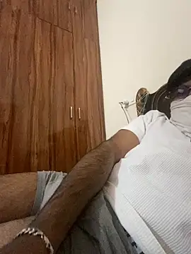 Snapshot of Goravdesiland chatting on March 22, 11:35 am Goravdesiland online show from March 22, 11:35 am