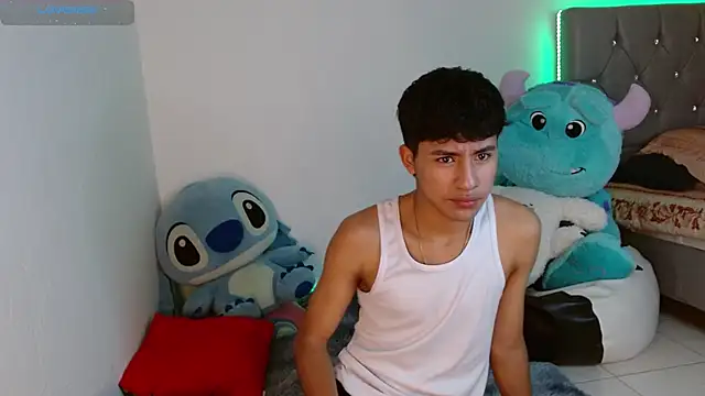 Snapshot of Sebas_fire4 chatting on March 26, 10:15 pm Sebas fire4 online show from March 26, 10:15 pm