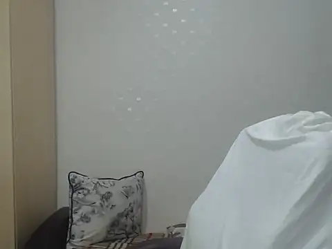 Snapshot of BlondEagleMuscle chatting on June 28, 6:58 pm BlondEagleMuscle online show from June 28, 6:58 pm