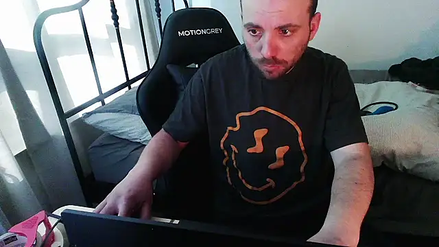 Snapshot of experiencelove chatting on March 28, 8:52 pm experiencelove online show from March 28, 8:52 pm