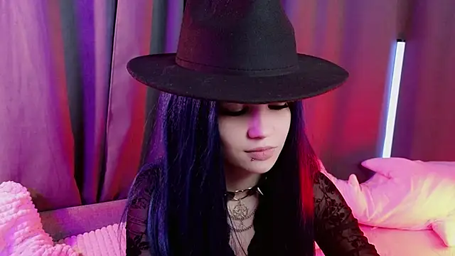 Snapshot of GG_Viper chatting on March 9, 9:19 pm GG Viper online show from March 9, 9:19 pm