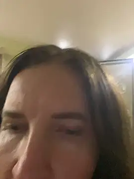 Snapshot of TeraGold46 chatting on April 6, 6:42 pm TeraGold46 online show from April 6, 6:42 pm