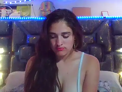 Snapshot of Thaliass chatting on March 18, 3:15 pm Thaliass online show from March 18, 3:15 pm