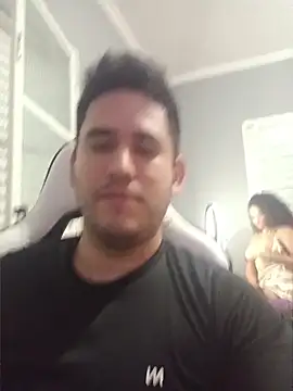 Snapshot of Maridogamer chatting on March 29, 3:28 am Maridogamer online show from March 29, 3:28 am