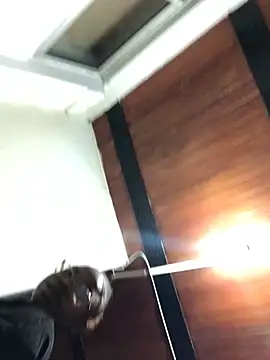 Snapshot of suggar_mommy777 chatting on March 15, 8:48 pm suggar mommy777 online show from March 15, 8:48 pm