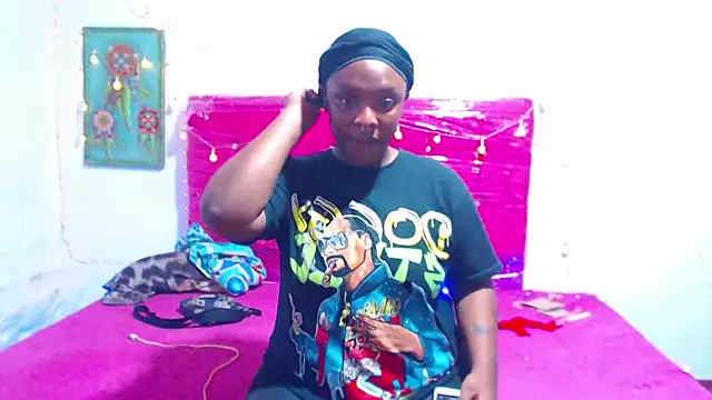 Snapshot of suggar_mommy777 chatting on March 25, 11:44 pm suggar mommy777 online show from March 25, 11:44 pm