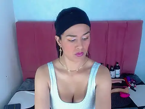 Snapshot of abrilruizcm101 chatting on March 14, 1:34 am abrilruizcm101 online show from March 14, 1:34 am