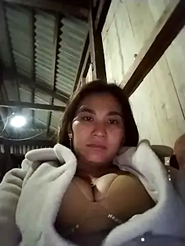 Snapshot of mylove-cute chatting on March 9, 6:34 pm mylove-cute online show from March 9, 6:34 pm