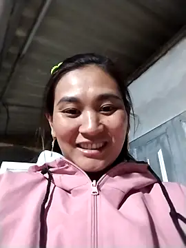 Snapshot of mylove-cute chatting on March 20, 1:38 pm mylove-cute online show from March 20, 1:38 pm