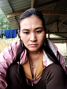 Snapshot of mylove-cute chatting on March 21, 1:43 am mylove-cute online show from March 21, 1:43 am