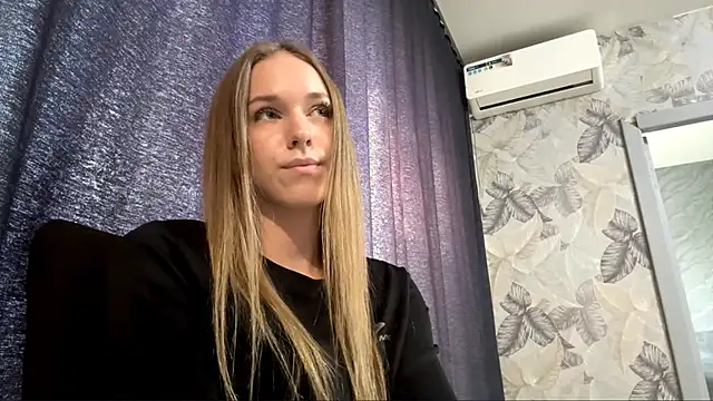 Snapshot of GoneAccuser chatting on March 9, 6:28 am GoneAccuser online show from March 9, 6:28 am