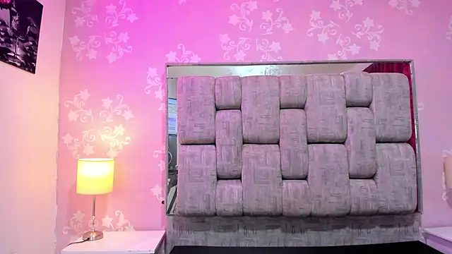 Snapshot of SweetAlana16 chatting on April 12, 8:03 pm SweetAlana16 online show from April 12, 8:03 pm
