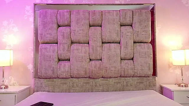 Snapshot of SweetAlana16 chatting on May 28, 7:33 pm SweetAlana16 online show from May 28, 7:33 pm