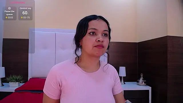 Catalinaa01 online show from May 19, 3:24 am