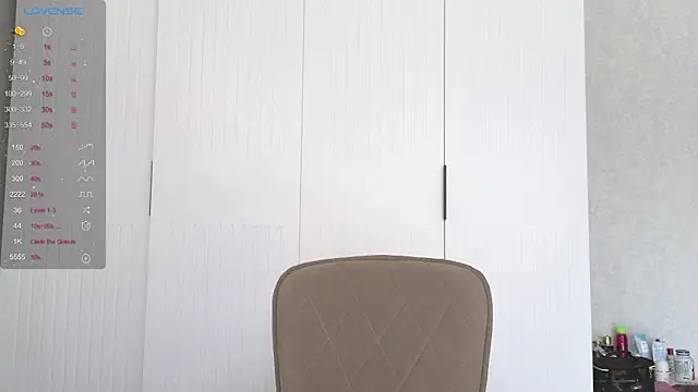 Snapshot of like_princess chatting on March 28, 6:13 am like princess online show from March 28, 6:13 am