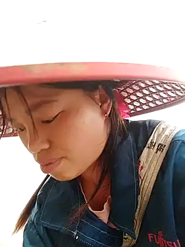 Snapshot of Sam-Sam97 chatting on March 21, 9:03 am Sam-Sam97 online show from March 21, 9:03 am