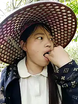 Snapshot of Sam-Sam97 chatting on March 24, 5:12 am Sam-Sam97 online show from March 24, 5:12 am