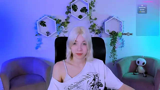  sabrina moore online show from July 18, 6:34 pm