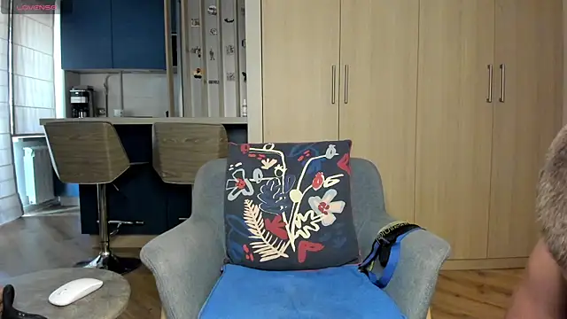 only s alex online show from June 8, 8:04 am